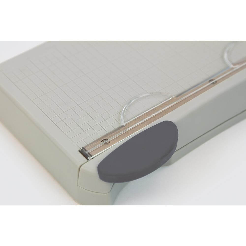 Tonic Studios Compact Guillotine Trimmer 8.5" 21.5CM 151E