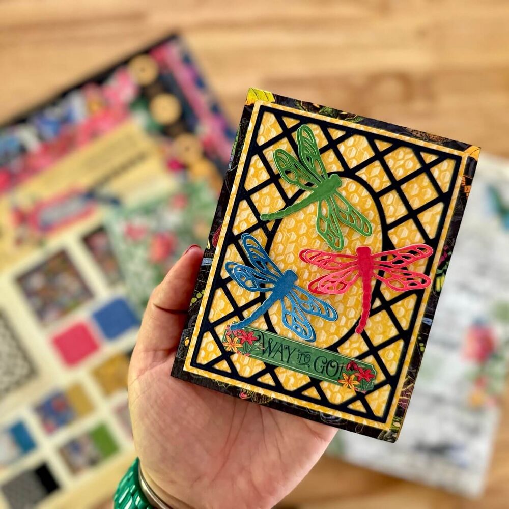 Graphic 45 Keepsake Kit With Exclusive Metal Die Set - Flutter