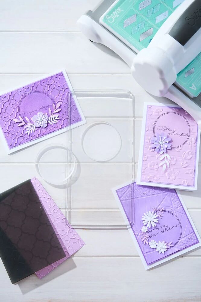 Sizzix Dimensional Diffuser - Accessory Circle Plate and Insert by Stacey Park 666781