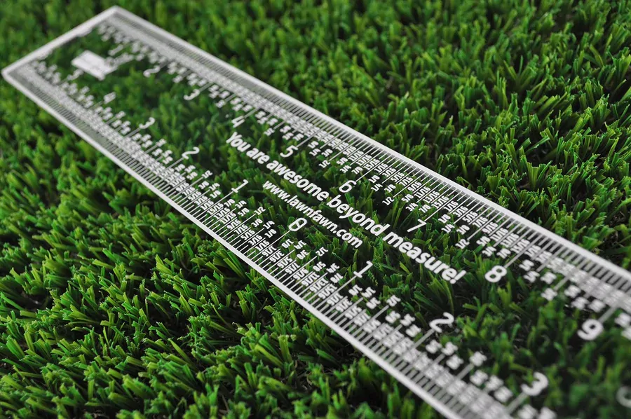 Lawn Fawn - 12 Inch Clear Ruler LF1999