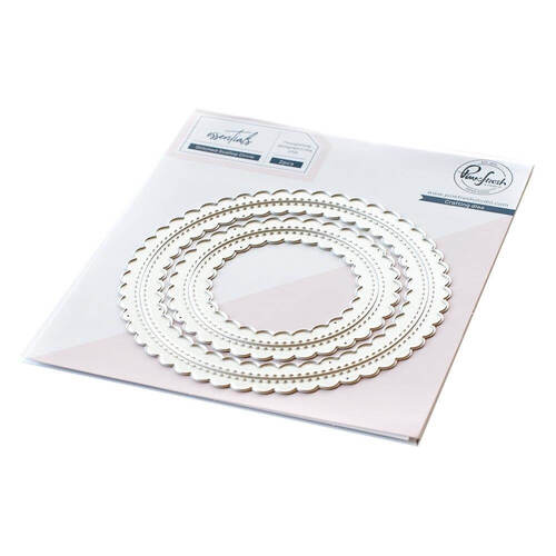 Pinkfresh Studio Dies - Essentials: Stitched Scallop Circle PF056ES